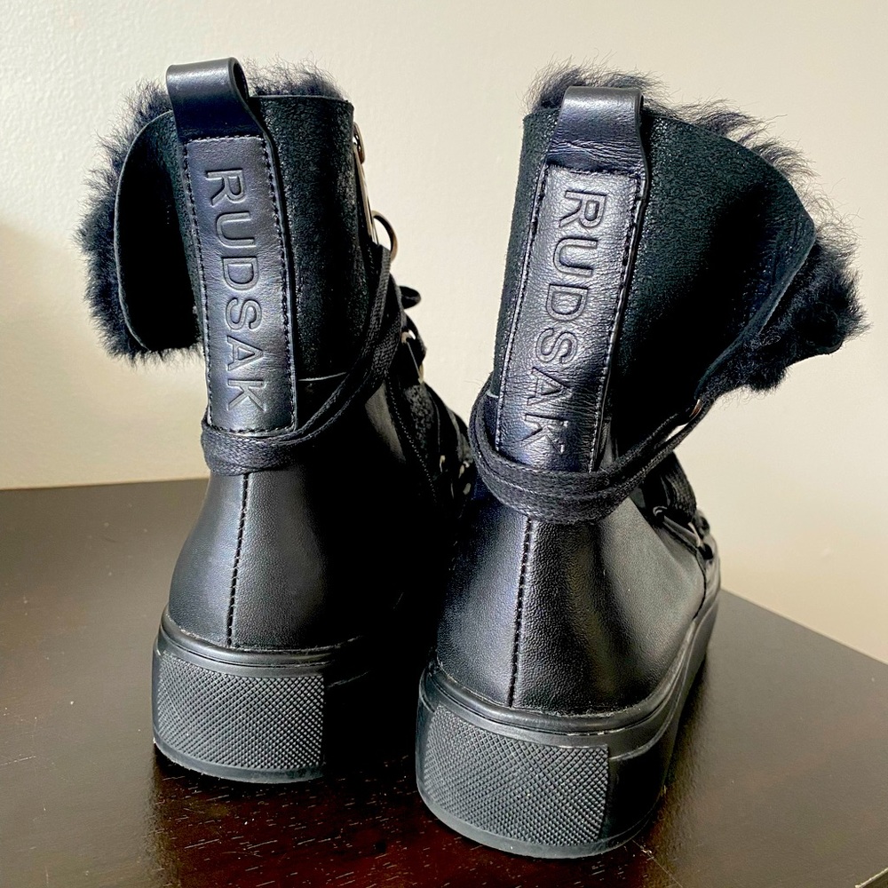 🚨🖤RUDSAK BOOTS 💣WORN ONCE(inside)🚨🖤